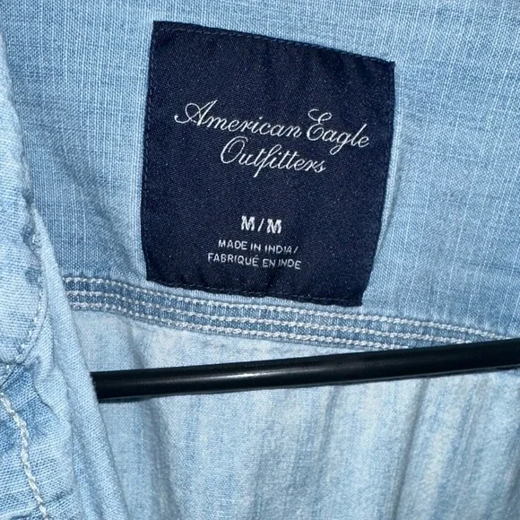 American Eagle Outfitters Faded Blue Denim Shirt - Picture 2 of 3
